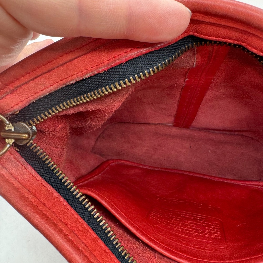 Coach Vintage Red Leather Bleecker Crossbody Bag Bucket Bag Brass Hardware FLAWS - Picture 8 of 12